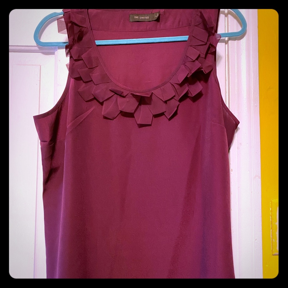 Plum Tank Top with Collar Design